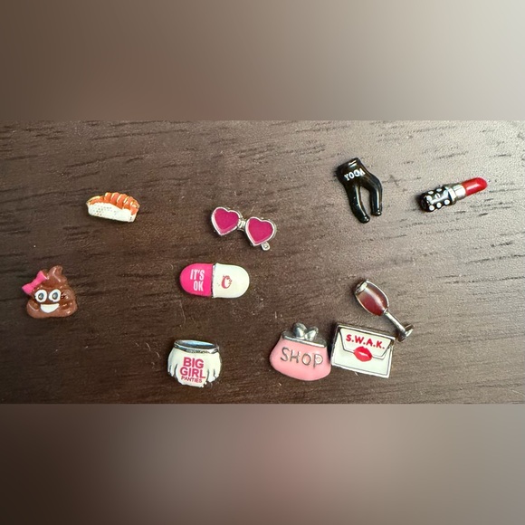 Floating Locket Charms - Picture 9 of 14